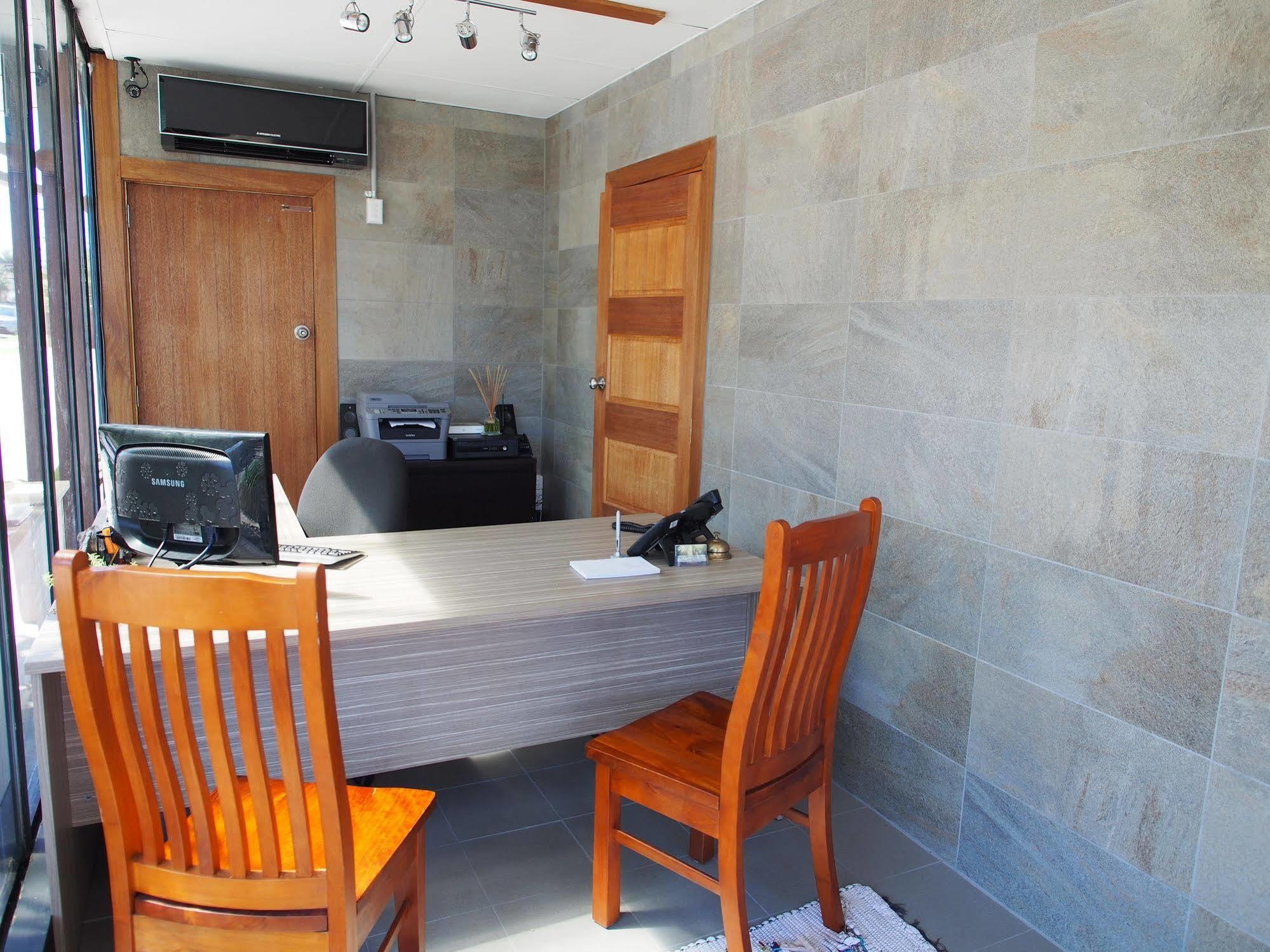 City Beach Motel Уолонгонг Екстериор снимка